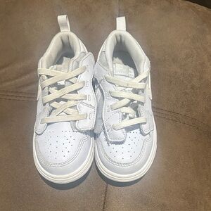 Nike Kids White Low-Top Lace Sneakers